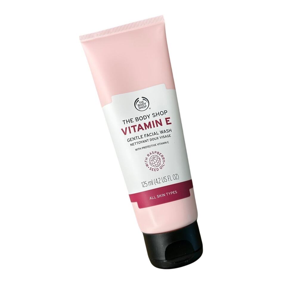 The Body Shop Vitamin E Gentle Facial Wash 4.2 oz NEW Discontinued All Skin Type